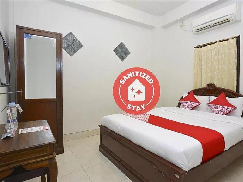 Oyo 586 Hotel Wijaya Kalasan Exterior photo