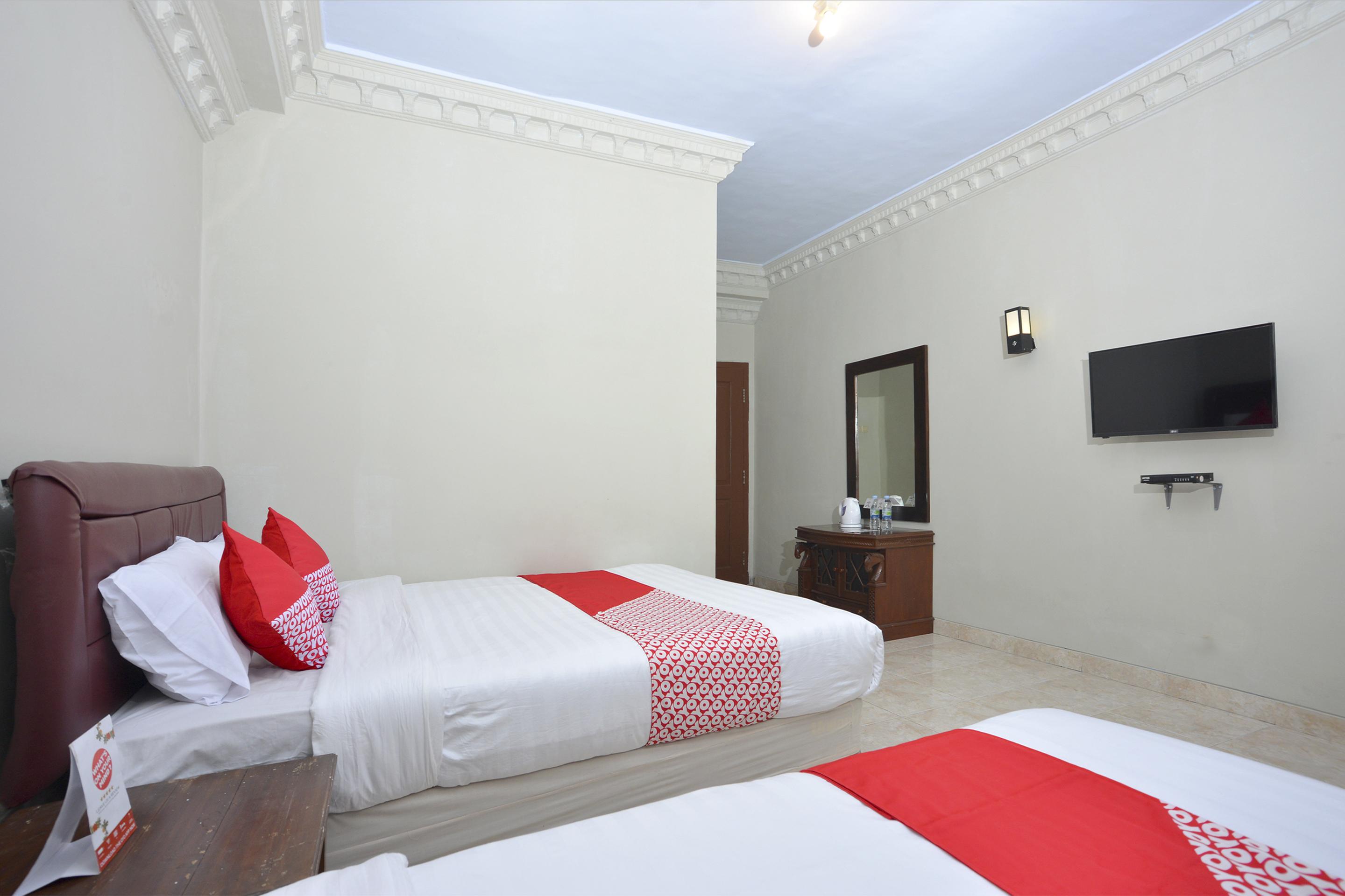 Oyo 586 Hotel Wijaya Kalasan Exterior photo